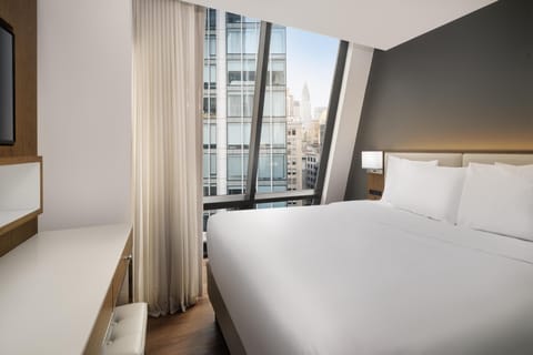 Standard Room, 1 Queen Bed, Non Smoking | Free WiFi, bed sheets