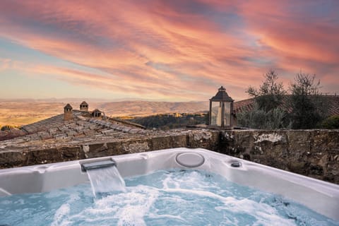 Villa, Valley View | Garden view