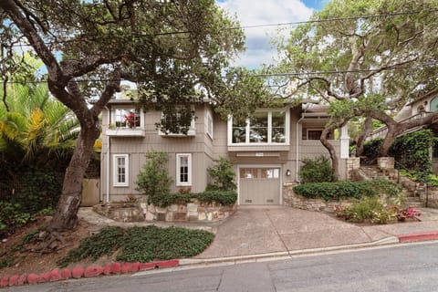 Welcome to "Mar Rosas" in Charming Carmel-by-the-Sea!