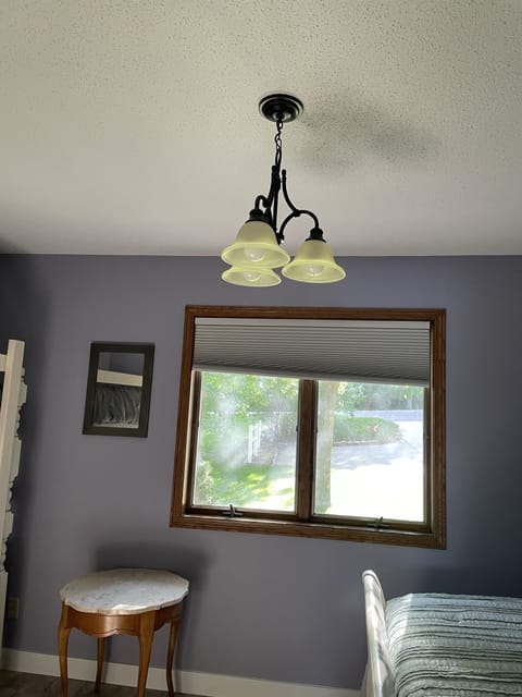 2nd bedroom upstairs 