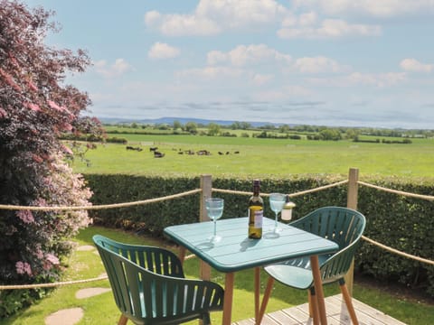 Cottage | Outdoor dining