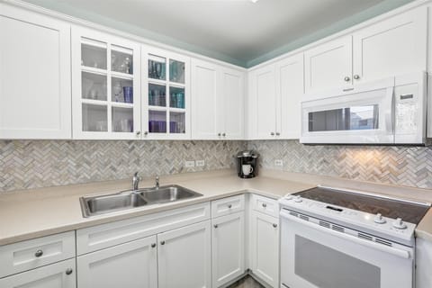 Fully Equipped Kitchen at 1404 SeaCrest