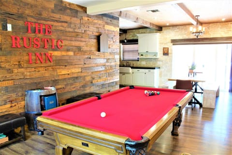 Pool table