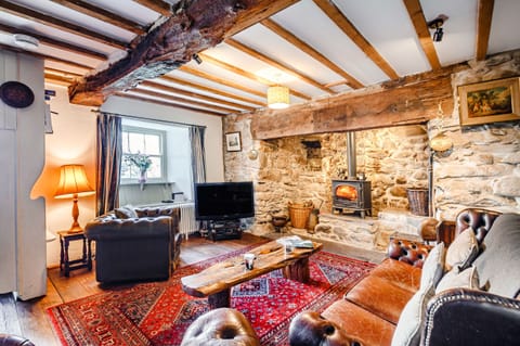 Cottage | Interior