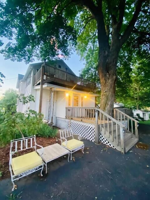 20754009 1fb1 47e2 bb50 b6d040153ec3