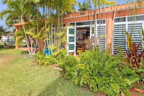 Beautiful direct backyard access to private patio