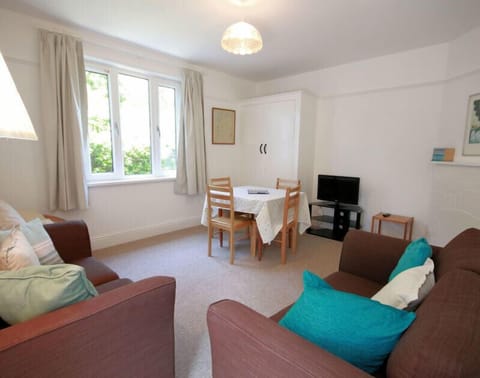 Cottage | Living room