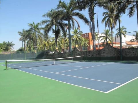Tennis court