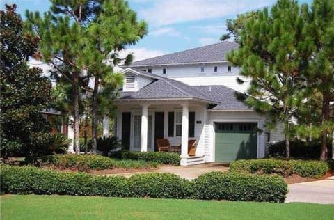 Laurel Way Home
