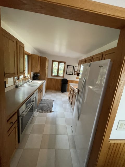 Kitchen with full appliances!