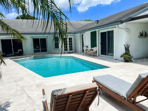 Heated Pool and built in Spa