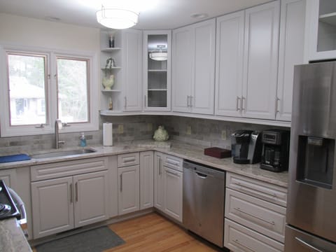 New gourmet kitchen layout 2023, all new appliances, two coffee makers