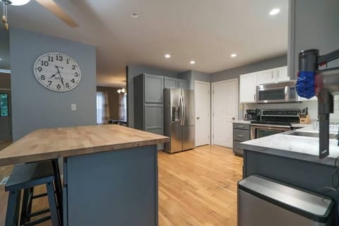 c6c6be6a-f8e0-4930-8fc8-53d4ba552e0c