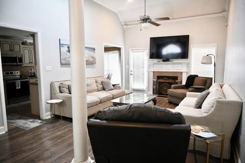 Spacious living room, smart TV