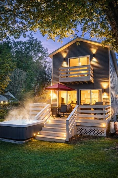 Relax and Restore, your lakefront vacation awaits!!