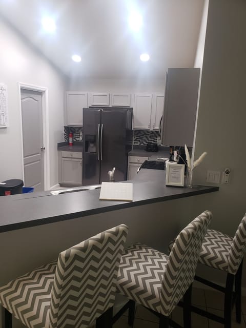 Seating for 3 additional guest