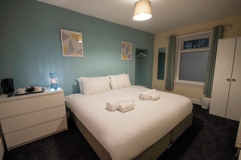 Comfort Double Room | Iron/ironing board, WiFi, bed sheets