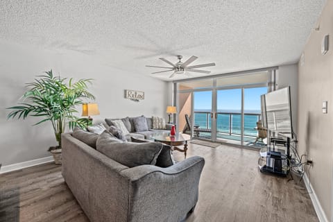Welcome to Laguna Keyes 1003 located on the oceanfront! Check out the views!