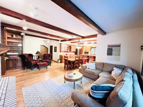 Large upstairs living/dining area. Expanding dining table.