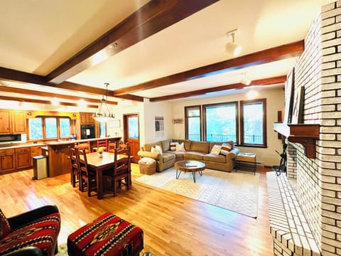 Large upstairs living/dining area