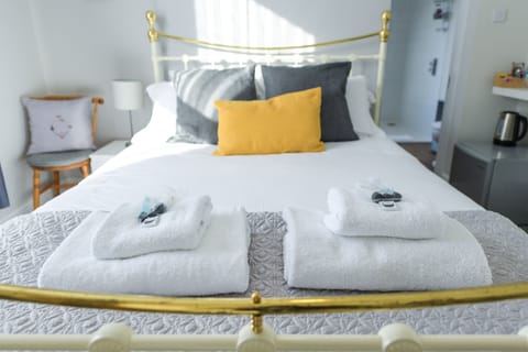 Standard Double Room, Ensuite (Elvaston)