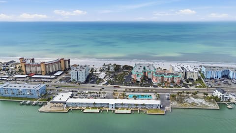 1 Bedroom at Belleview Gulf.  Walk across the street to Indian Shore Beach!