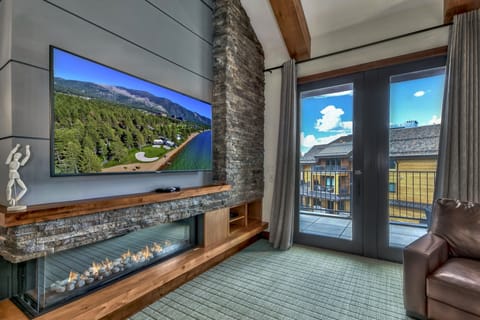 Condo, 2 Bedrooms | Interior