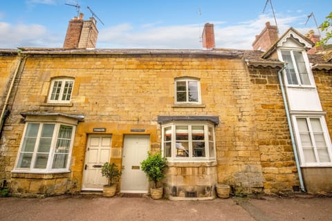 Wendle Cottage - StayCotswold
