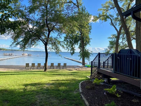 Enjoy the proximity to the water with a flat lawn in between