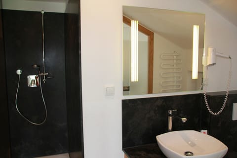 Shower, free toiletries, hair dryer, towels