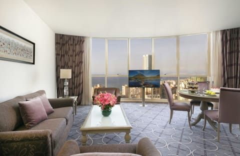 Minibar, in-room safe, desk, blackout drapes