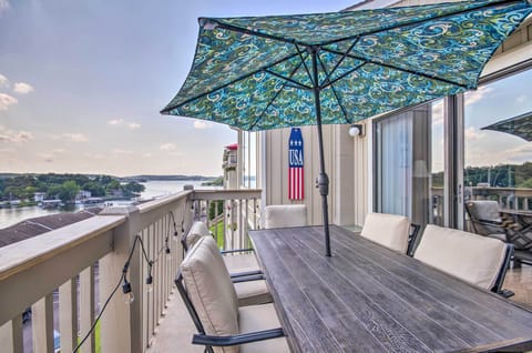 Osage Beach Vacation Rental | 2BR | 2BA | 1,040 Sq Ft | 2nd-Floor via Stairs