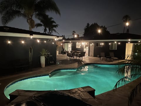 Salt water pool
