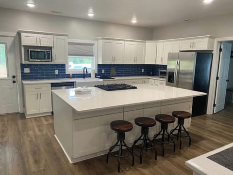 Enjoy the Lake Life!