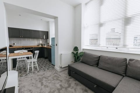 Open Plan Kitchen/Dining & Living Area