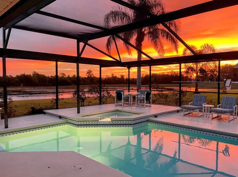 Let your relaxation begin at our tranquil waterfront oasis minutes from Disney!