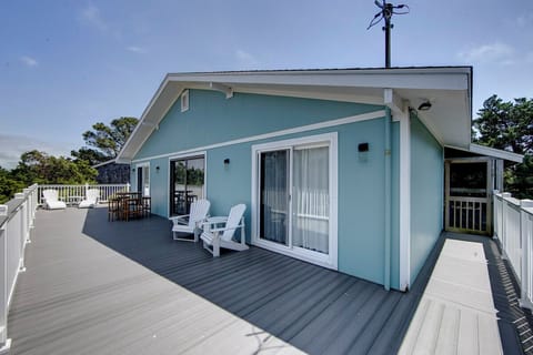 Front Deck (2)