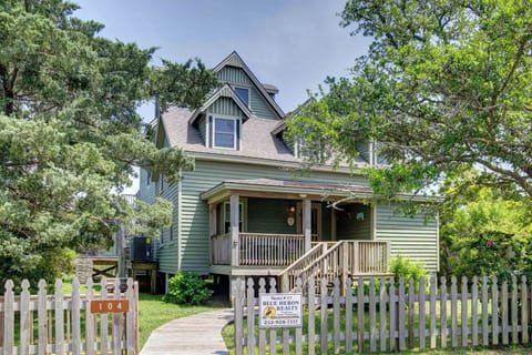 Lighthouse Cottage