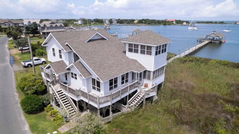 Aerial Front Exterior (3)