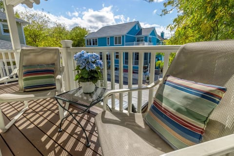 Main Level | Deck
