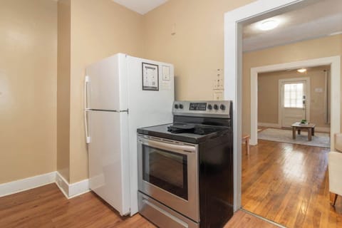 Cooking area and fridge