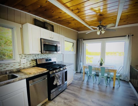 Spacious eat-in kitchen 