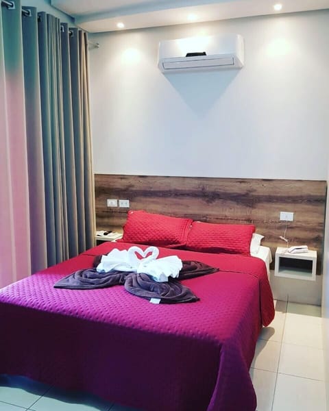 Standard Double Room | Minibar, free WiFi, bed sheets