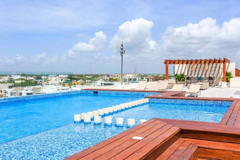 Dip into bliss with panoramic views under the Caribbean sky.