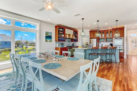 Ocean view dining room - seating for 12