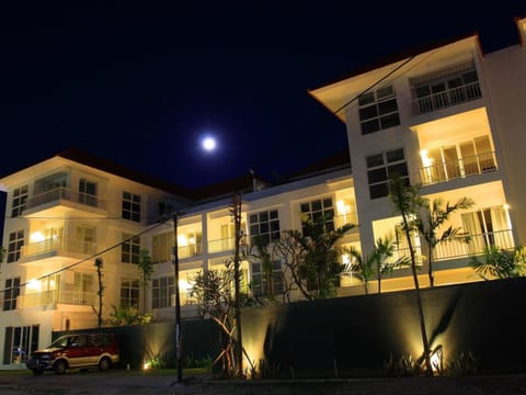 Front of property - evening/night