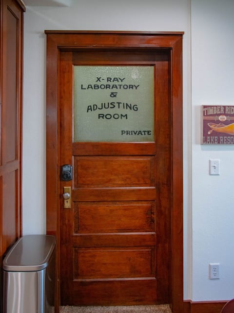 Building built in 1890's. Original Door.