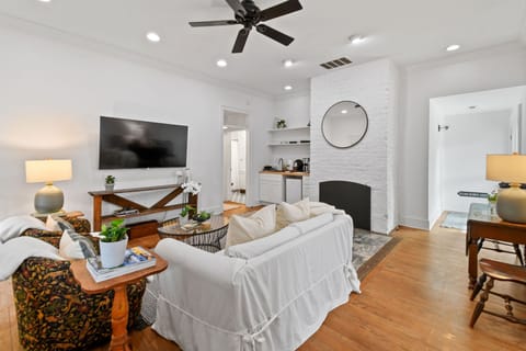 3905c23b-8c7d-41fb-9efc-e3660c7d589e