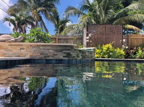 SOFA House Pool