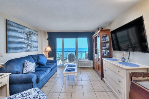Welcome to Boardwalk Beach Resort 932! Enjoy the spectacular oceanfront views!